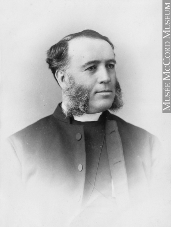 Titre original :  Photograph Bishop Sullivan, Montreal, QC, 1882 Notman & Sandham July 10, 1882, 19th century Silver salts on paper mounted on paper - Albumen process 15 x 10 cm Purchase from Associated Screen News Ltd. II-65837.1 © McCord Museum Keywords:  Photograph (77678)