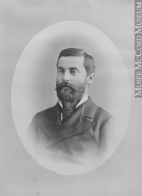 Titre original :  Photograph D. Yuile, Montreal, QC, 1880 Notman & Sandham 1880, 19th century Silver salts on paper mounted on paper - Albumen process 15 x 10 cm Purchase from Associated Screen News Ltd. II-55968.1 © McCord Museum Keywords:  male (26812) , Photograph (77678) , portrait (53878)