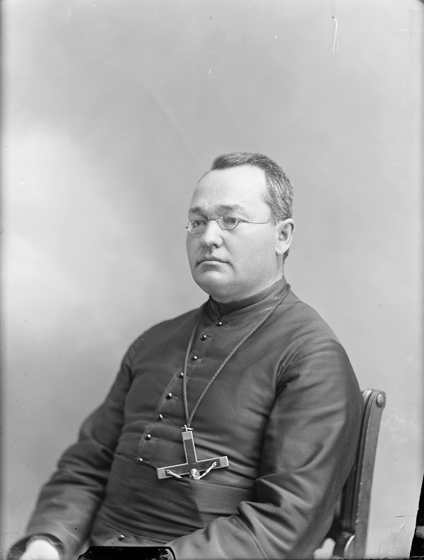 Original title:  Gendreau, P. E. Rev. Father. 