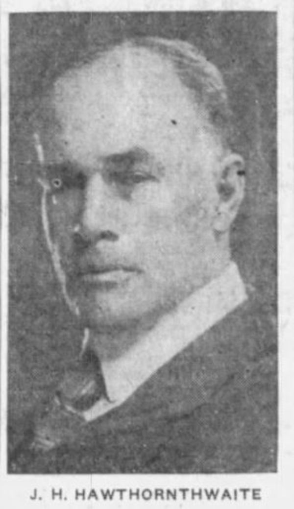 Titre original :  J.H. Hawthornthwaite. From: The Victoria Daily Times (Victoria, British Columbia), 1 Nov 1926, Page 1.