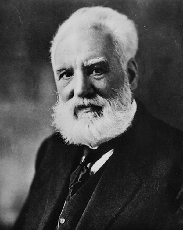 Titre original :  Alexander Graham Bell. 